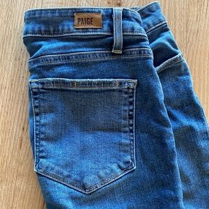 Paige distressed straight/skinny jeans - size 30